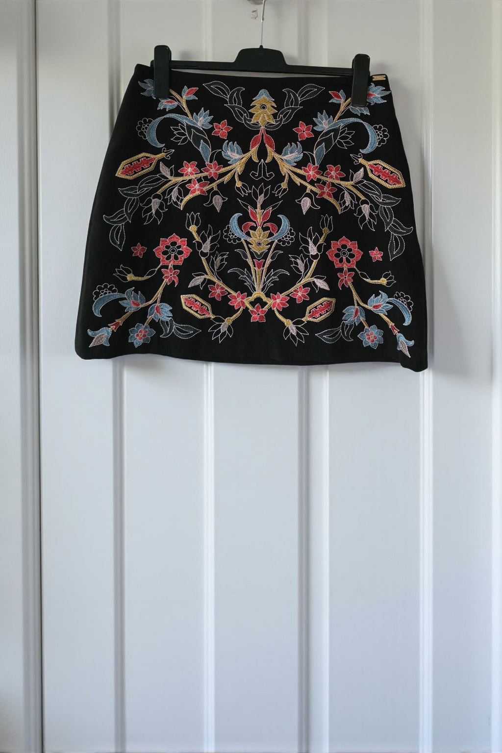Nenette Milano embroidery korte rok zwart xl 42 pre-loved