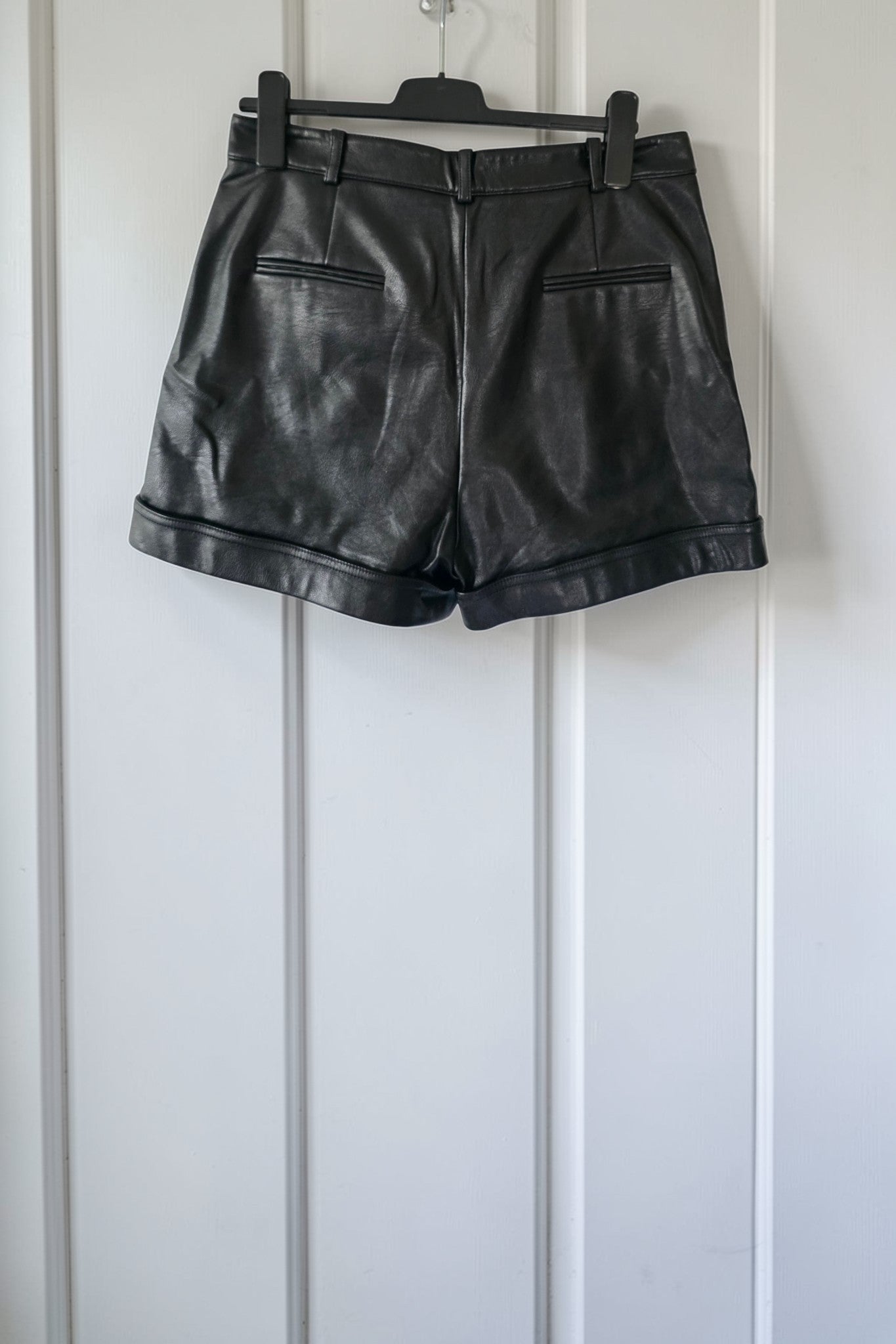 Stella mccartney faux leren short korte broek zwart IT44 EU 38 40 tweedehands dames designer
