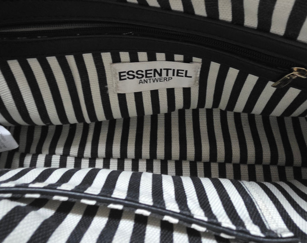 Essentiel Antwerp leren schoudertas zwart tweedehands dames designer