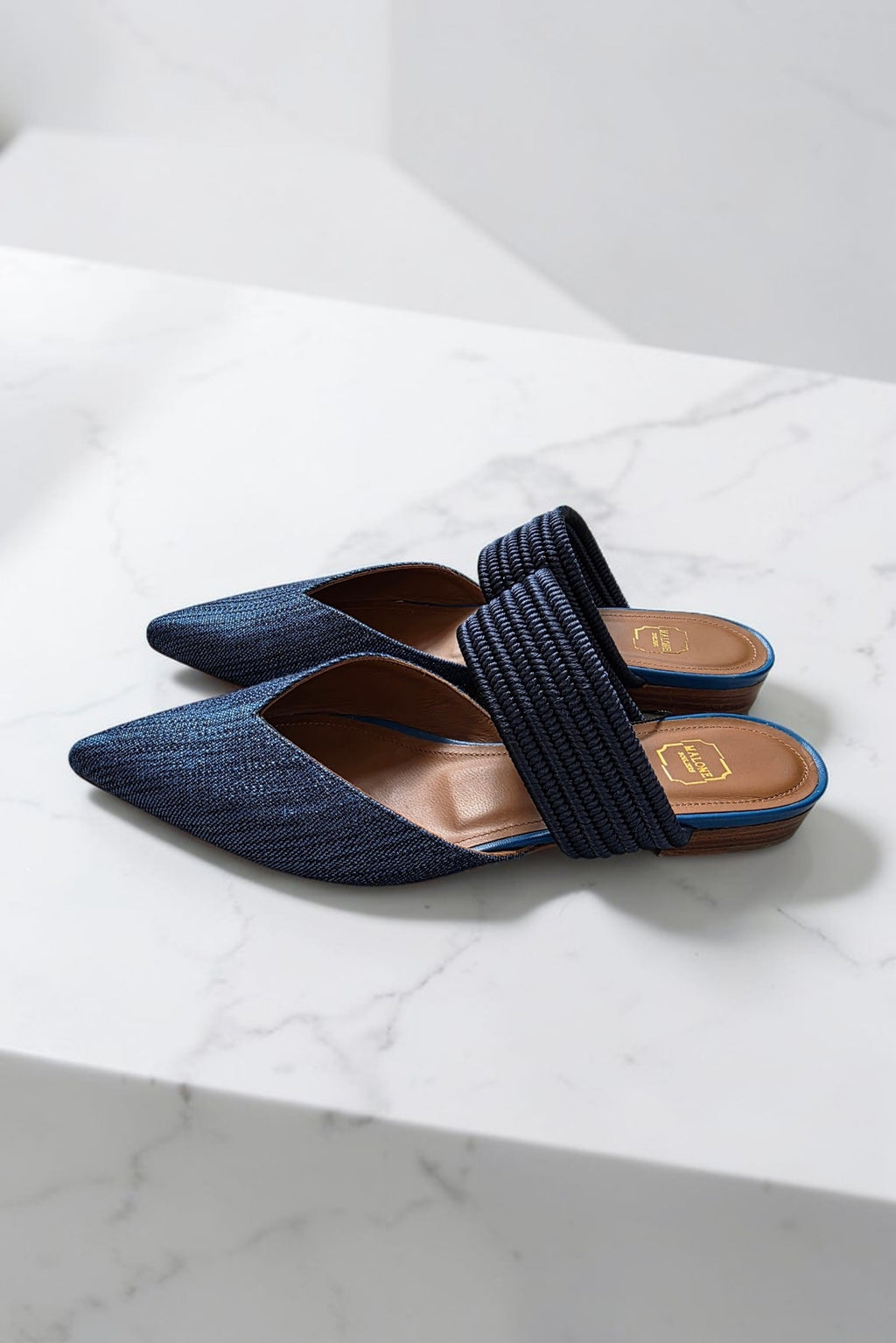 Malone Souliers denim instappers puntneus schoenen flats leer blauw 37 tweedehands dames designer