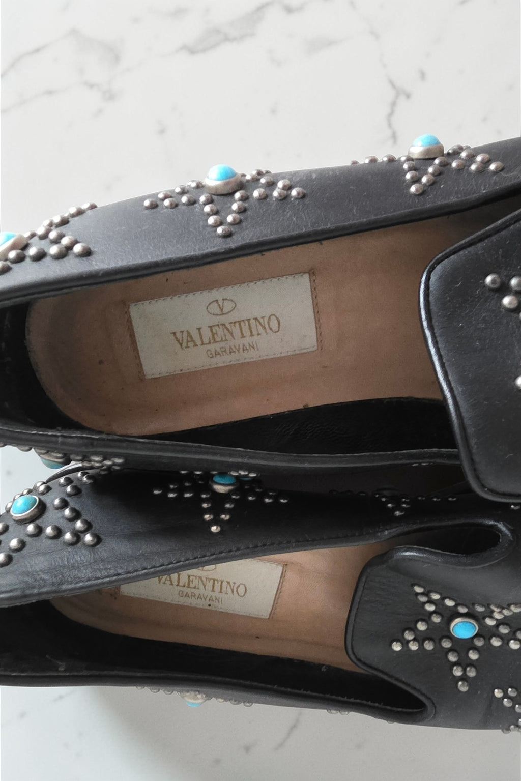 Valentino Garavani pointed beatle star studded leren instappers schoenen loafers zwart 37 tweedehands dames designer