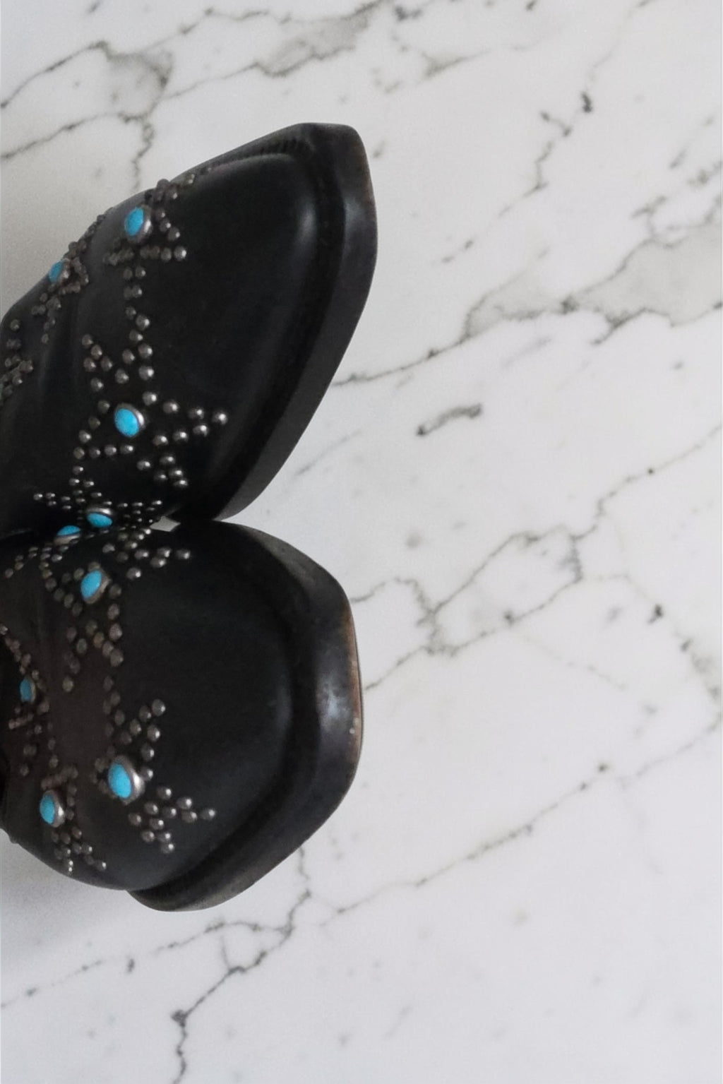 Valentino Garavani pointed beatle star studded leren instappers schoenen loafers zwart 37 tweedehands dames designer