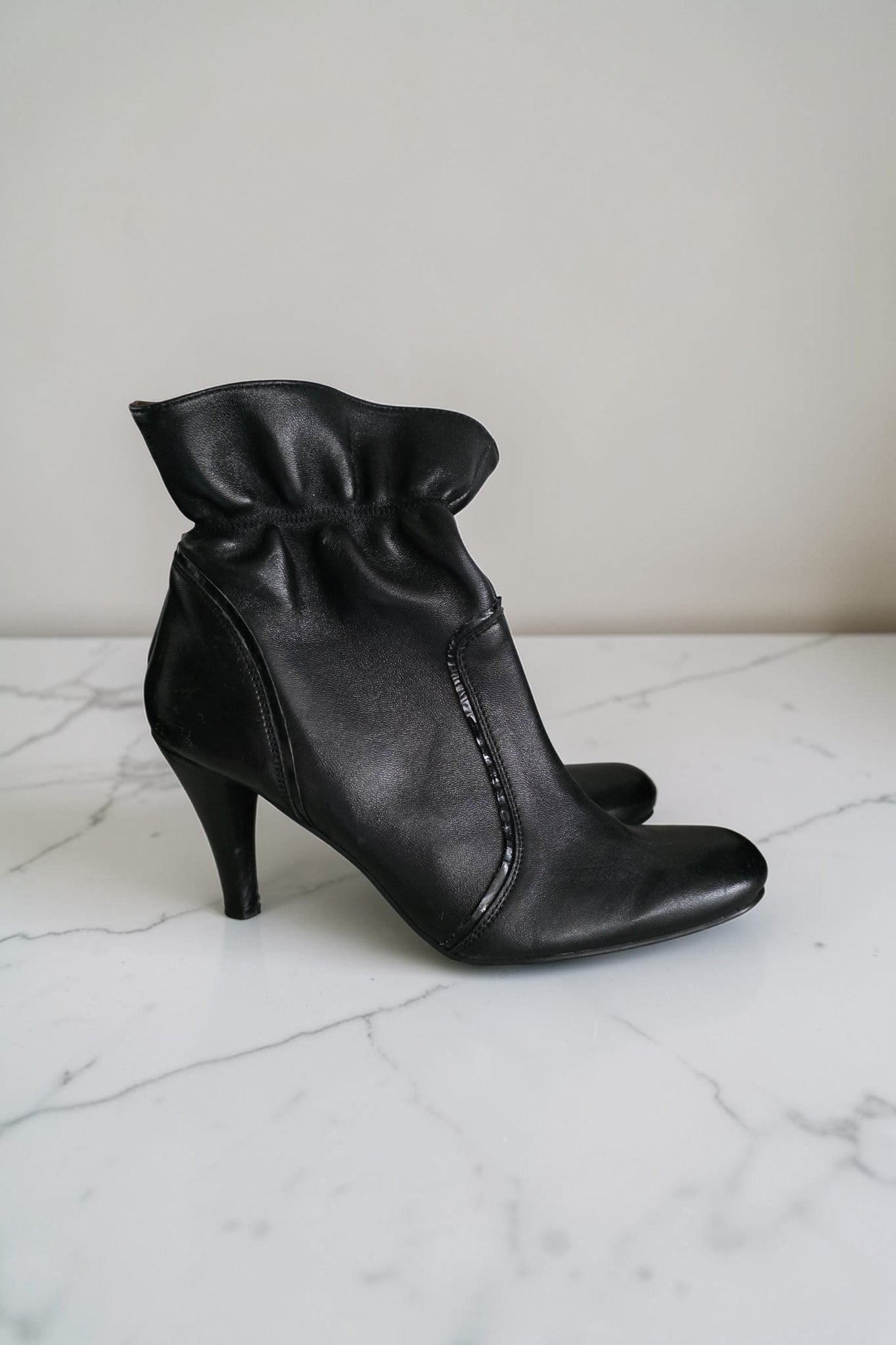 Balmain vintage leren schoenen enkellaarzen zwart pre-loved designer 40 tweedehands dames designer