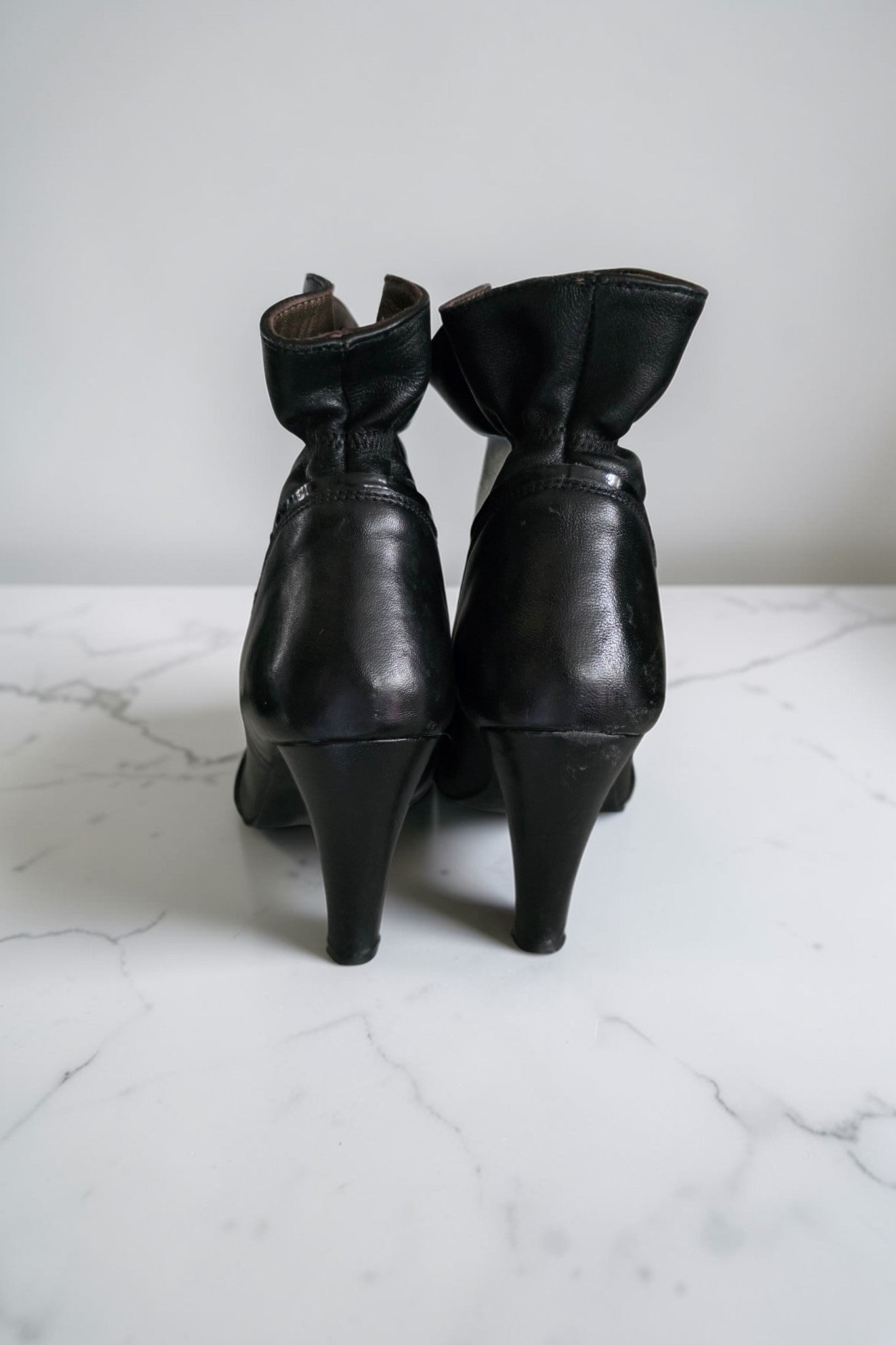Balmain vintage leren schoenen enkellaarzen zwart pre-loved designer 40 tweedehands dames designer
