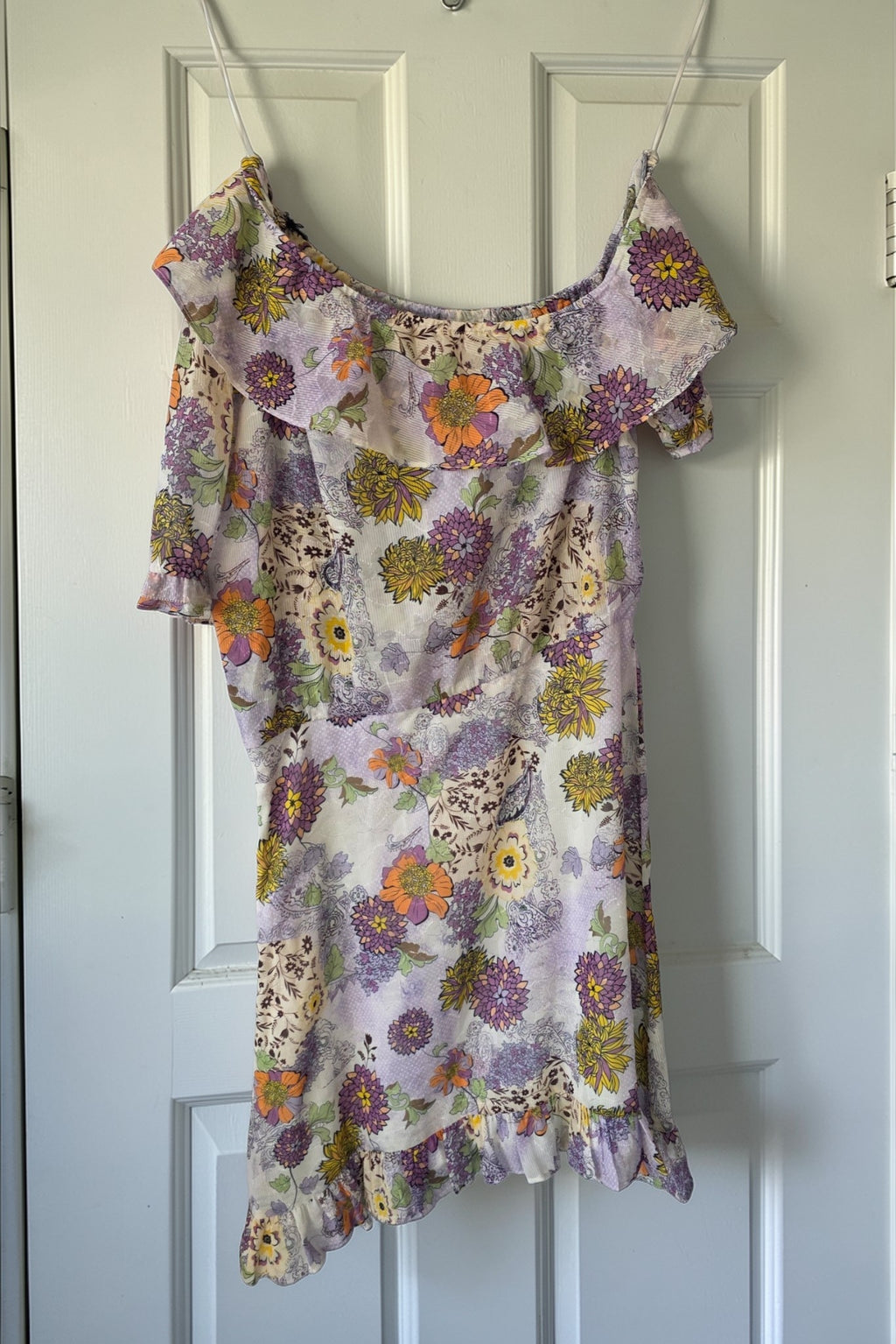 Berenice asymmetrisch kort jurkje paars lila off shoulder nieuw