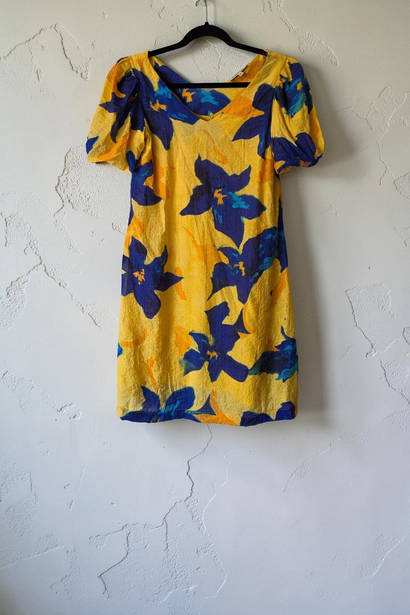 Surkana korte zomerjurk met pofmouwen geel blauw pre-loved 34 36 xs s resortwear tweedehands dames designer