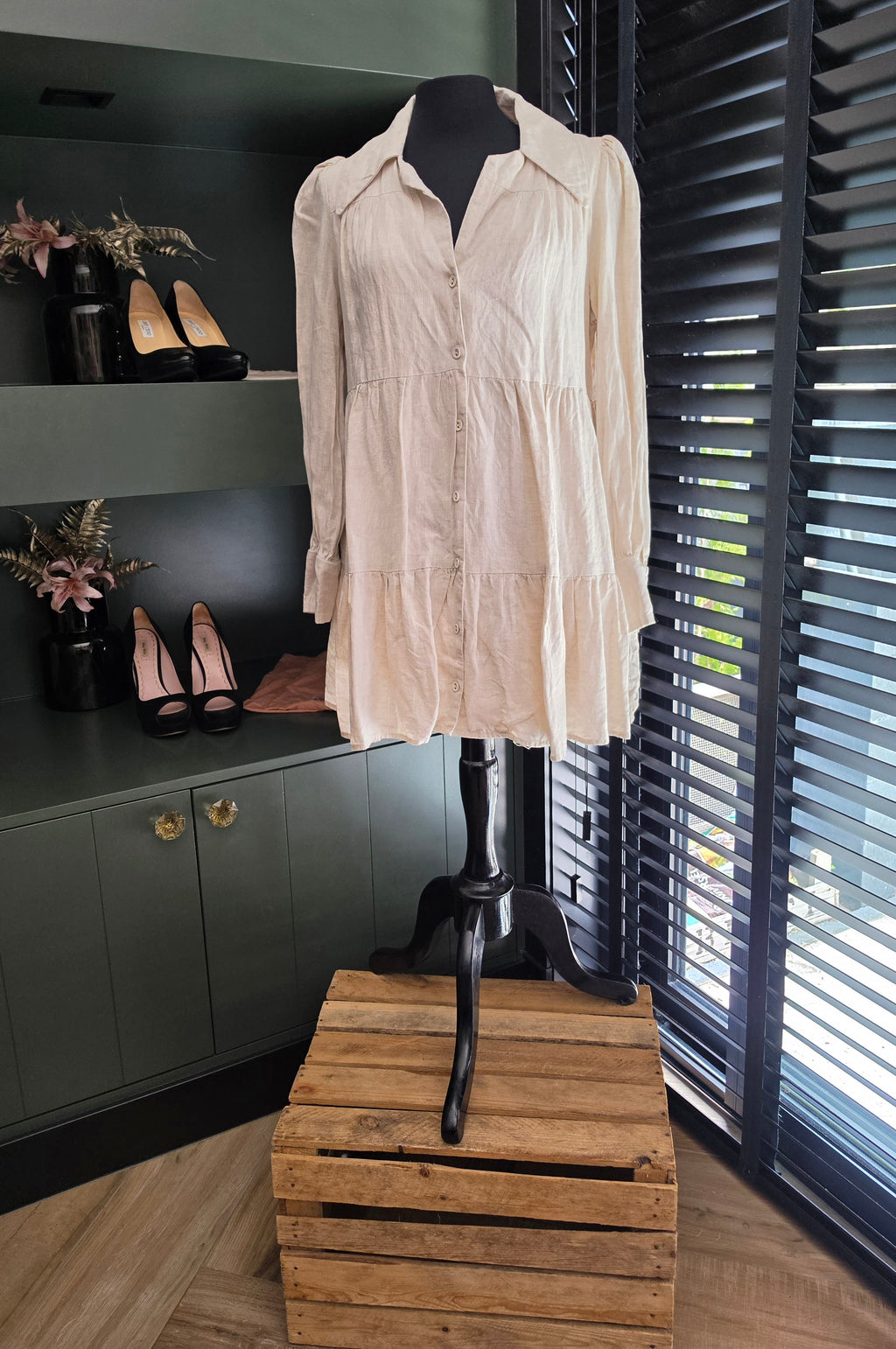 Dissh wijde linnen mini jurk beige M 38 resortwear tweedehands dames designer