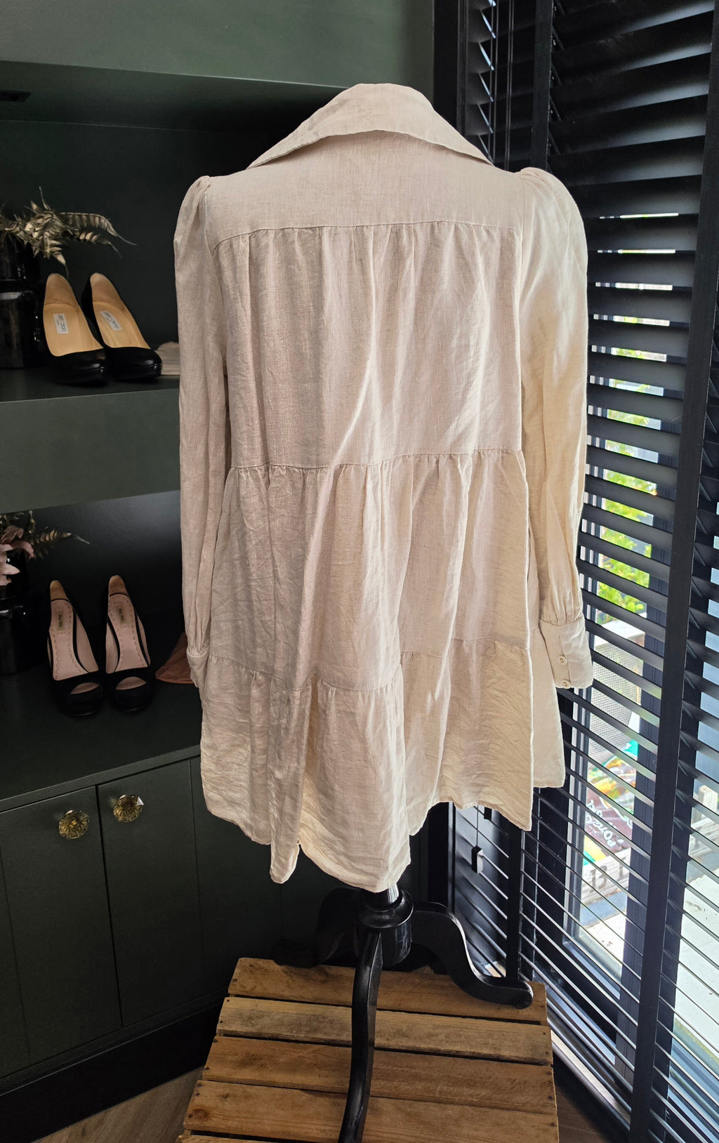 Dissh wijde linnen mini jurk beige M 38 resortwear tweedehands dames designer