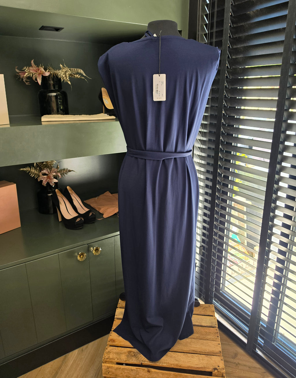 Knit-ted v hals mouwloze midi jurk Maan blauw S 36 M 38 ongedragen tweedehands designer dames