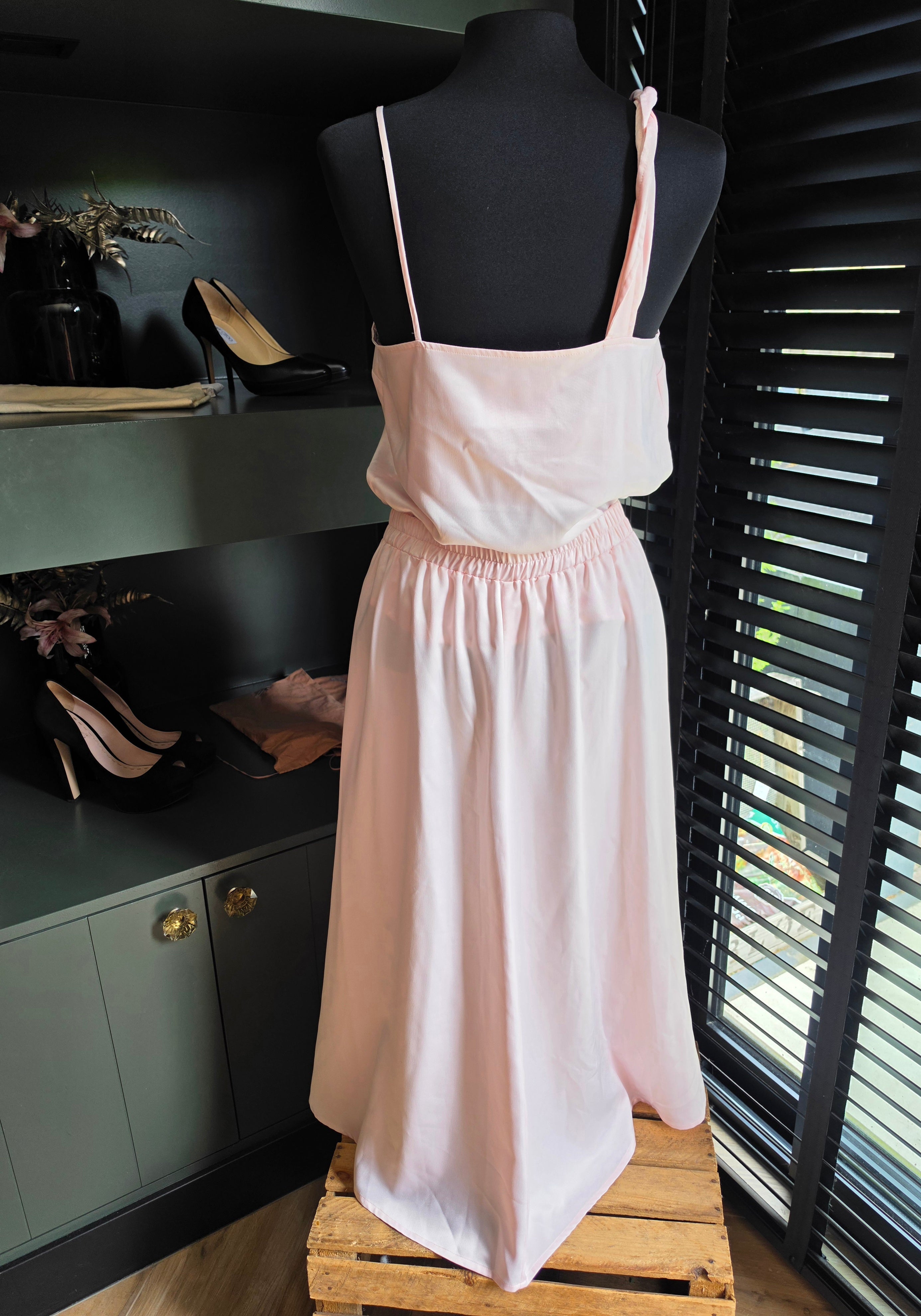 March 23 satijnlook setje Midi rok  en top 36 38 M tweedehands dames designer