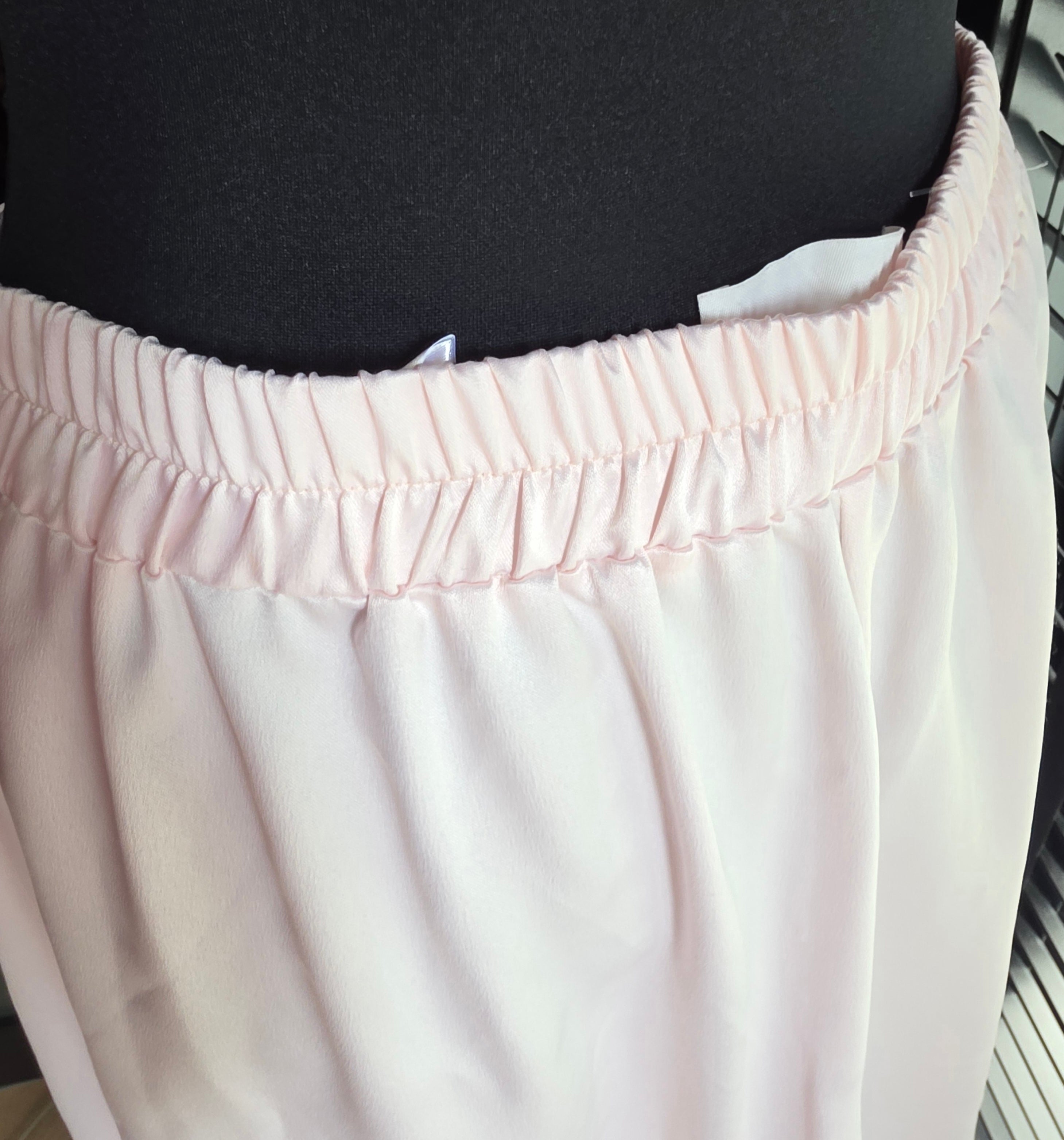 March 23 satijnlook setje Midi rok  en top 36 38 M tweedehands dames designer