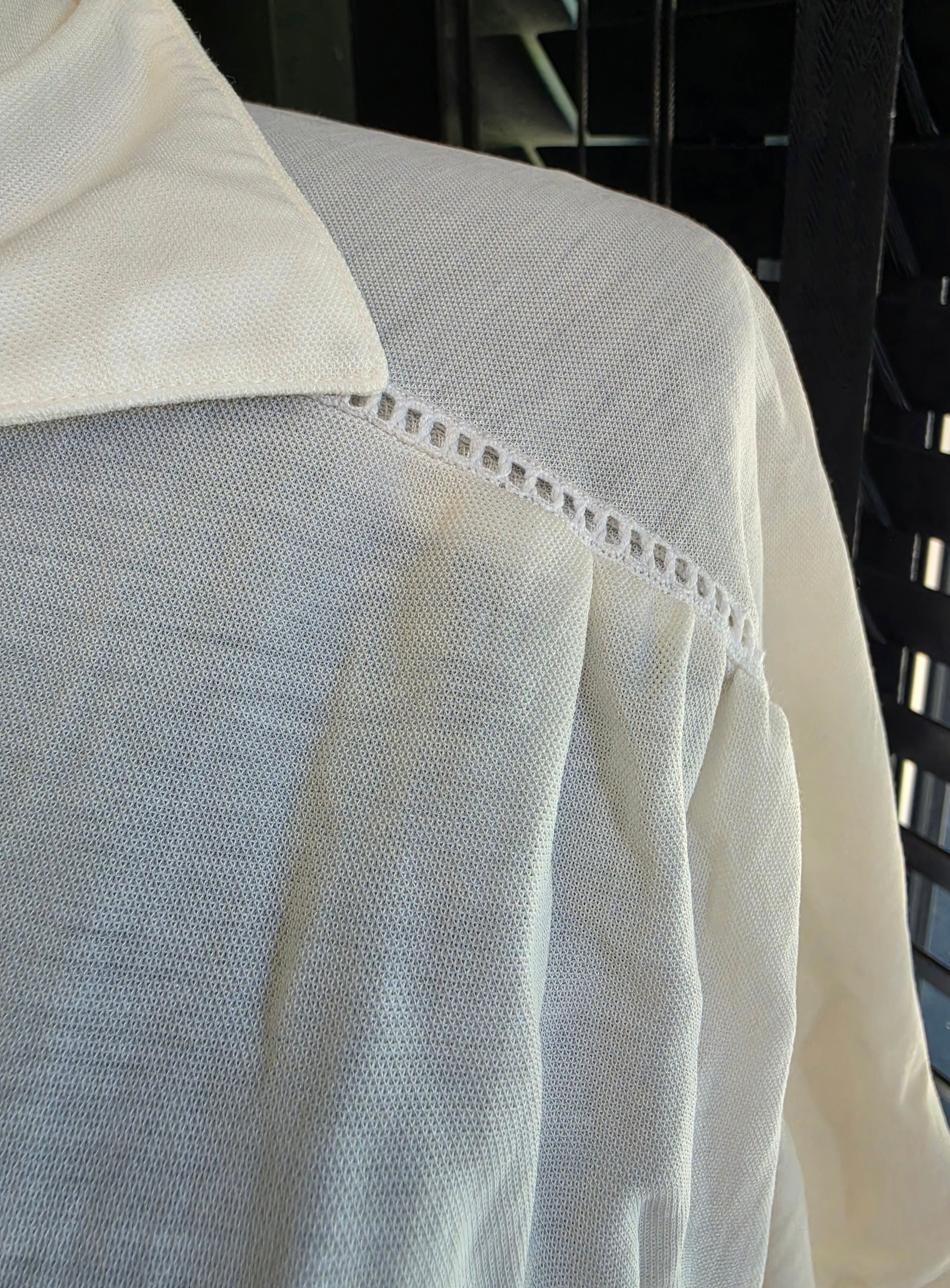 Massimo Dutti creme witte knoop top 38 M tweedehands dames