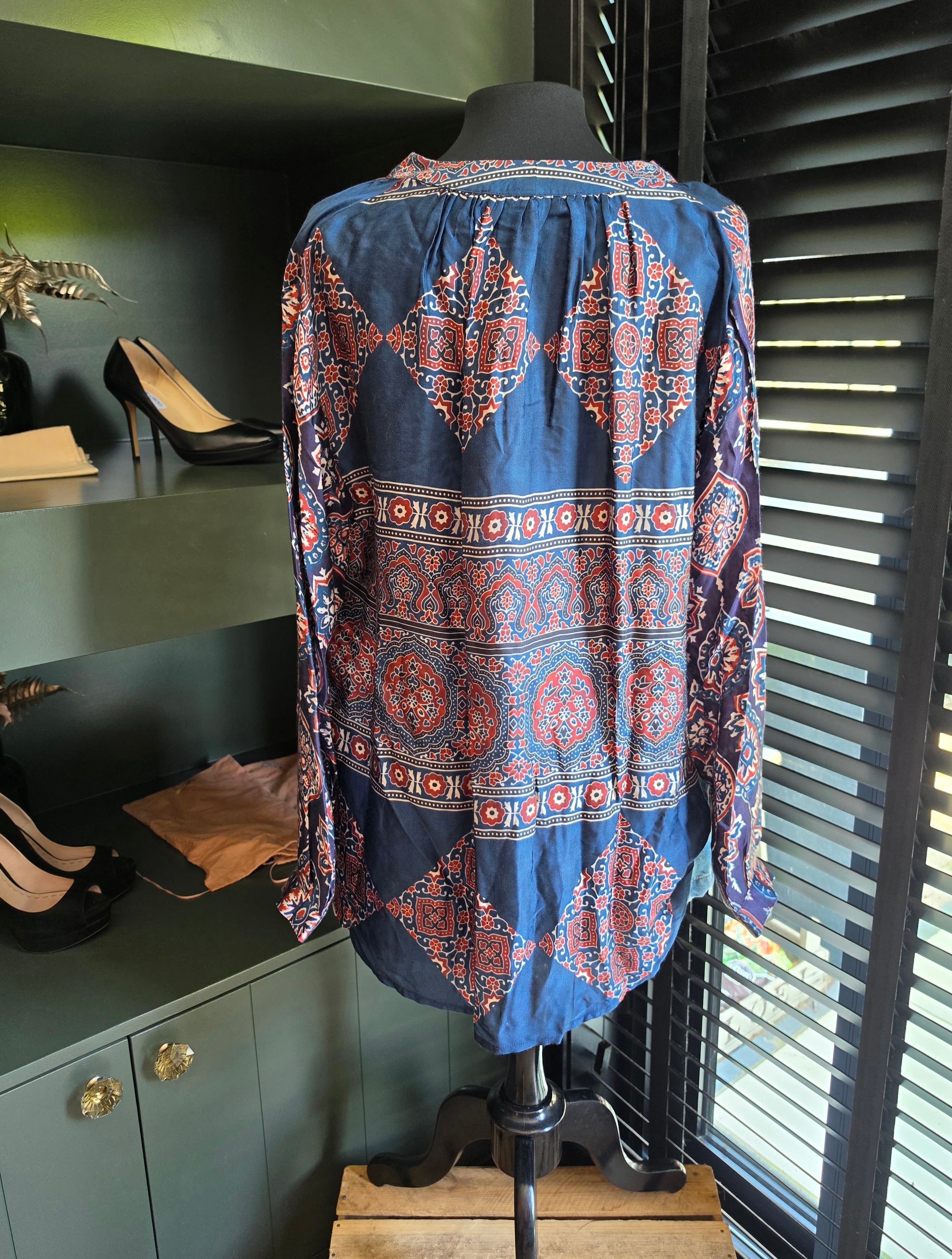 Valerie Khalfon top Gala blauw 38 M tweedehands dames designer