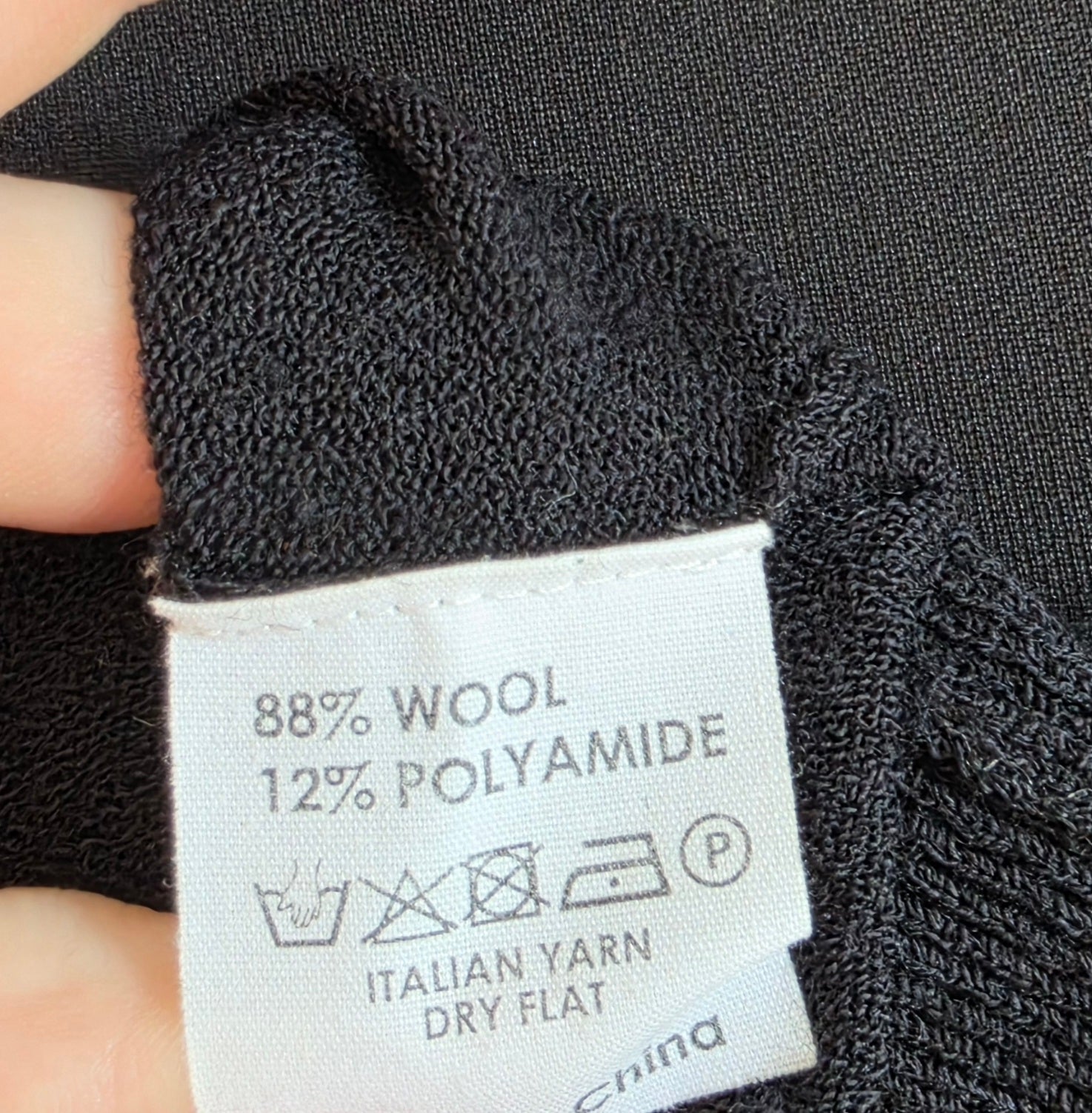 Dries van Noten mouwloze knit top v hals zwart wol 38 M tweedehands dames designer