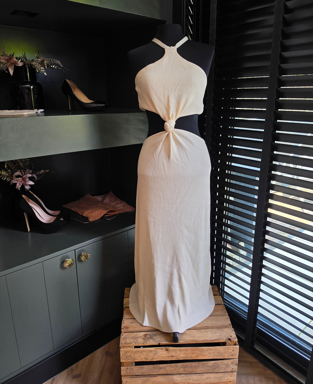 Cult Gaia Cameron knit midi dress off-white cut out L 40 nieuw tweedehands dames designer