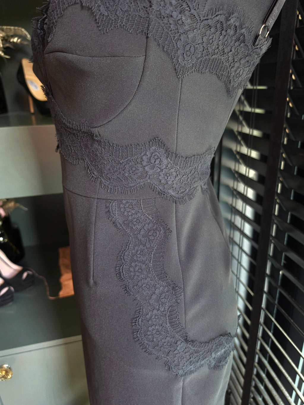 Elisabetta Franchi bodycon kanten jurk zwart IT40 34 xs tweedehands designer dames