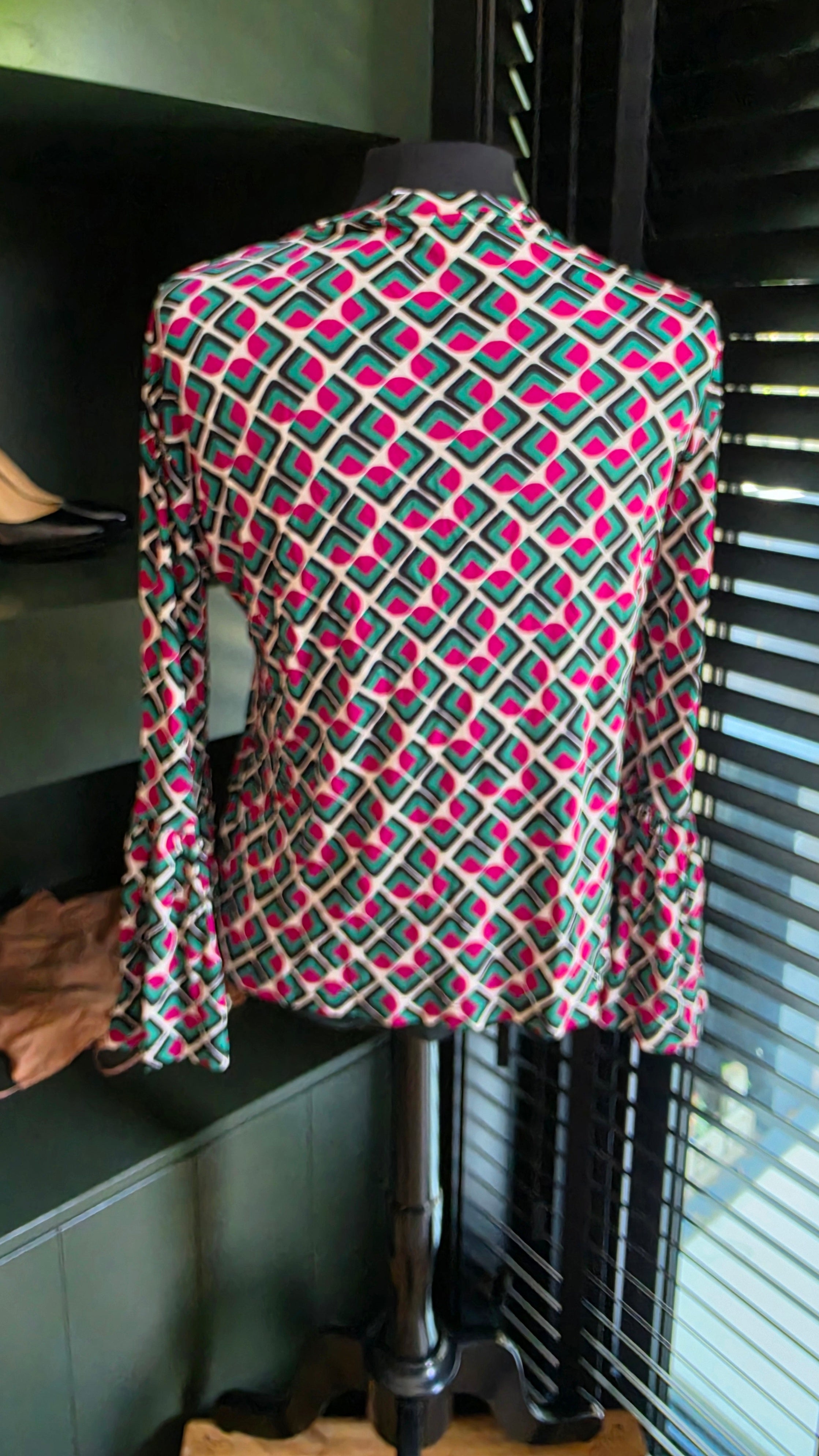 La double J shirt top retro look stretch wijde trompet mouwen 38 M tweedehands dames designer
