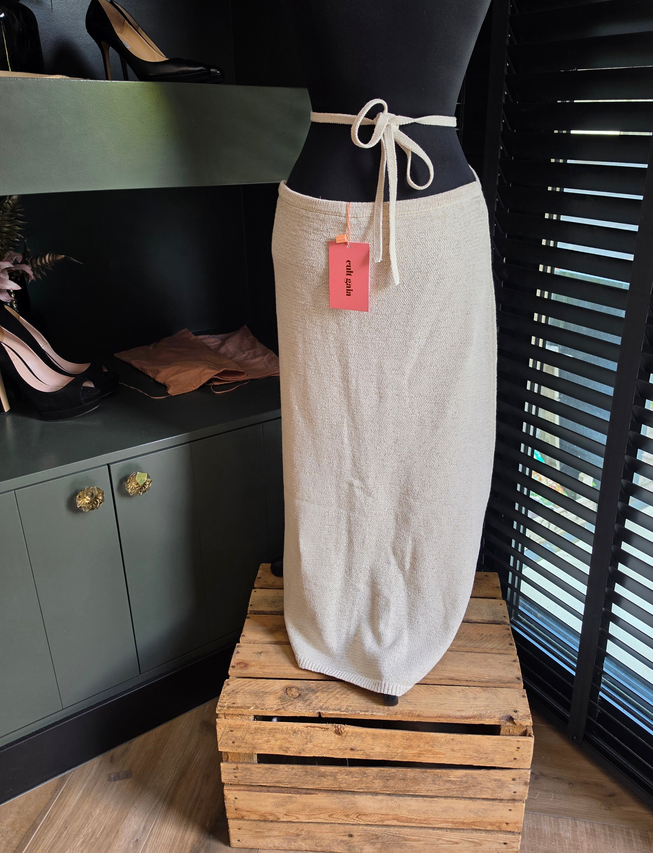 Cult Gaia knit midi rok Hedda off white L 40 tweedehands dames designer