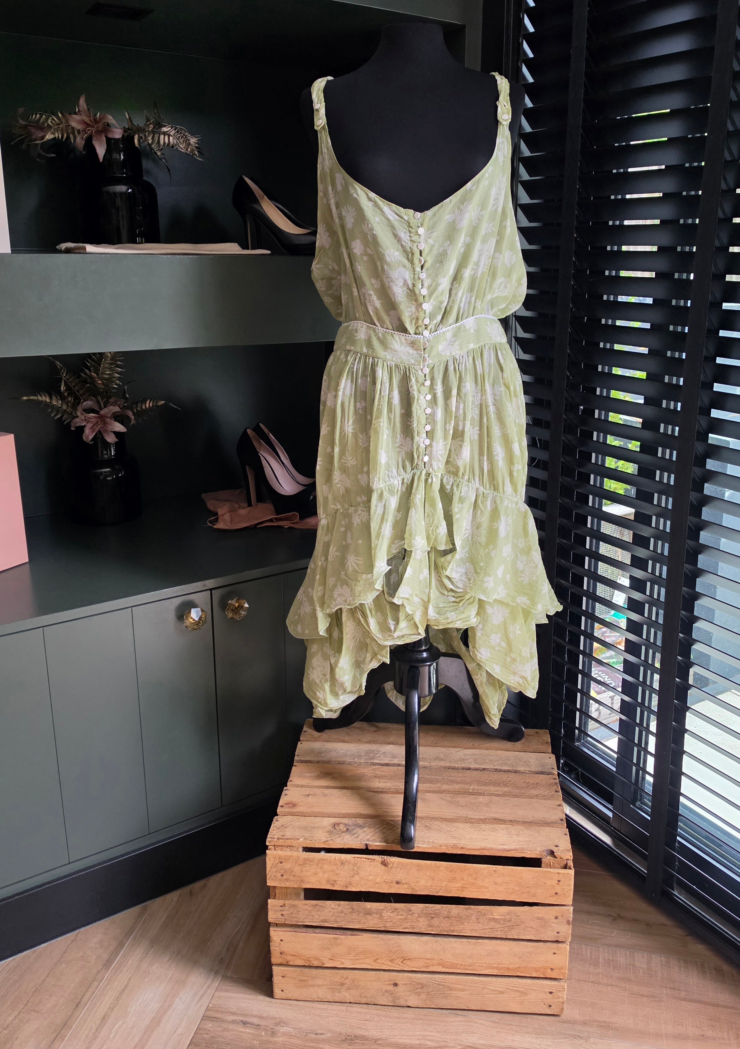 Stella Mccartney catwalk jurk groen chiffon voilant 38 M tweedehands designer dames