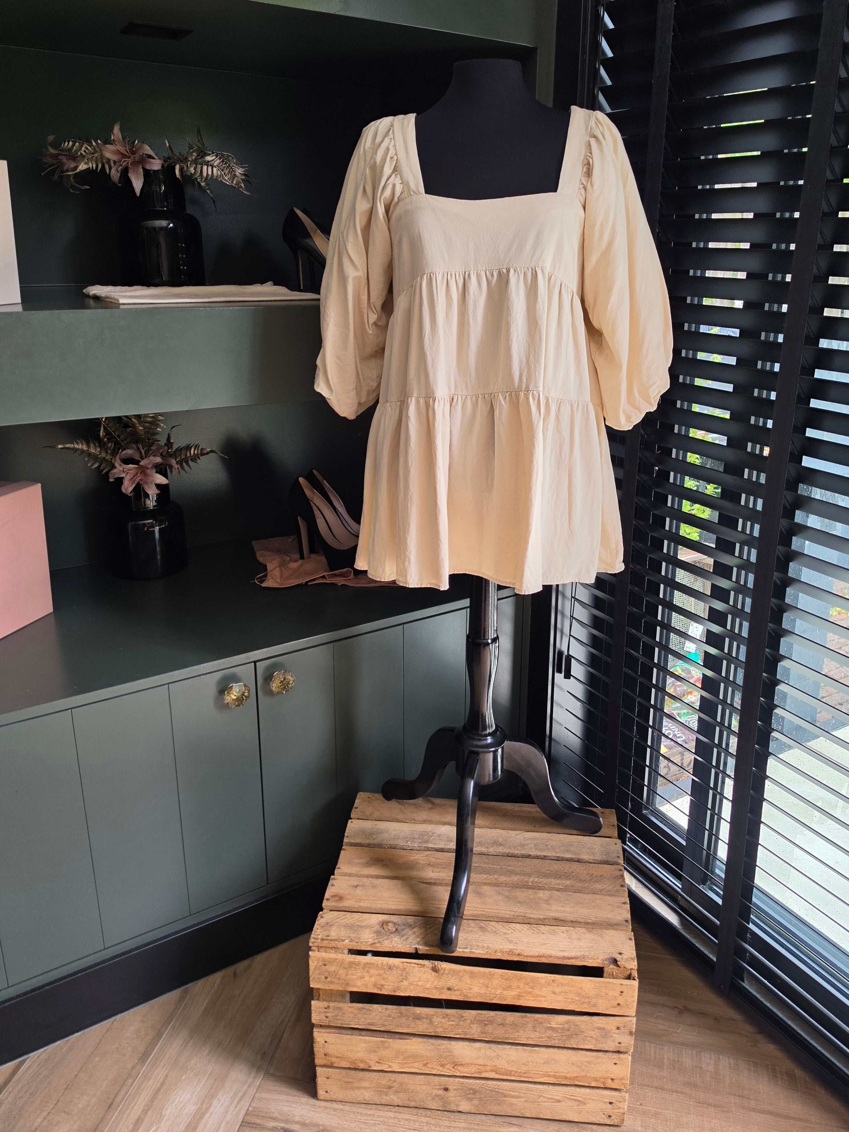 SNDYS mini jurk beige linnen 38 M tweedehands dames