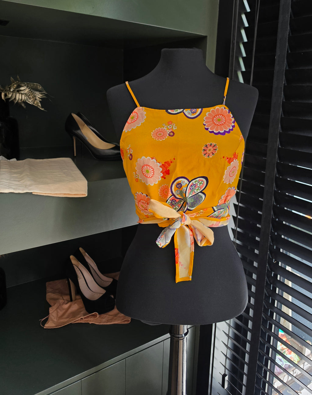 Racil cropped wikkel top zijde S 36 tweedehands designer dames