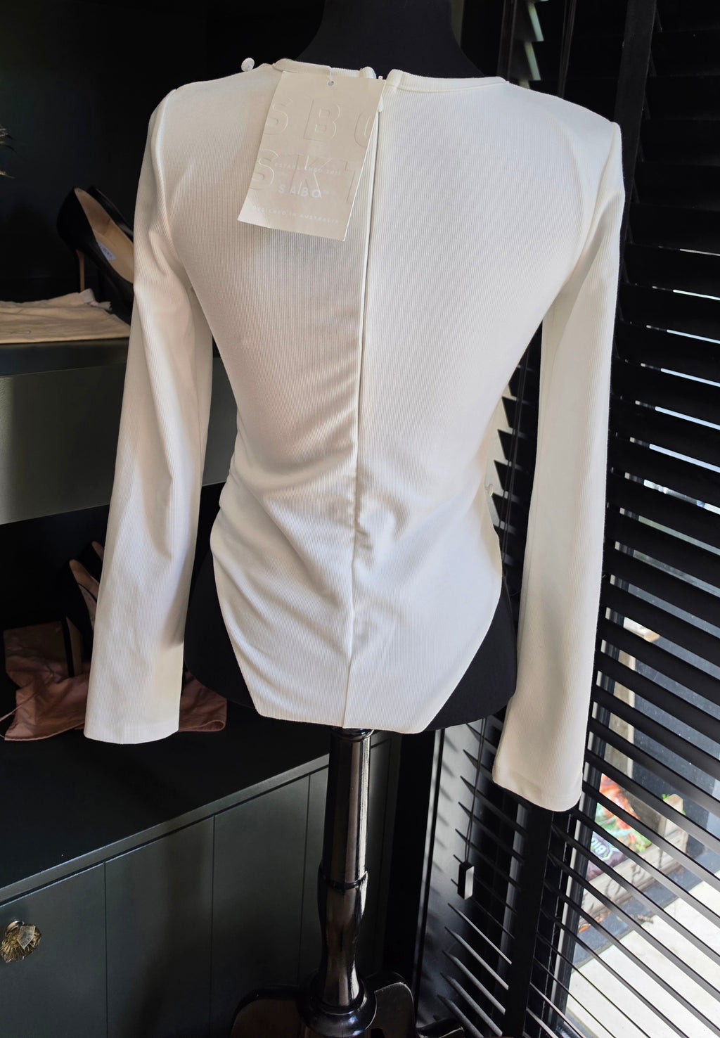 Sabo cut out body wit 38 M tweedehands dames