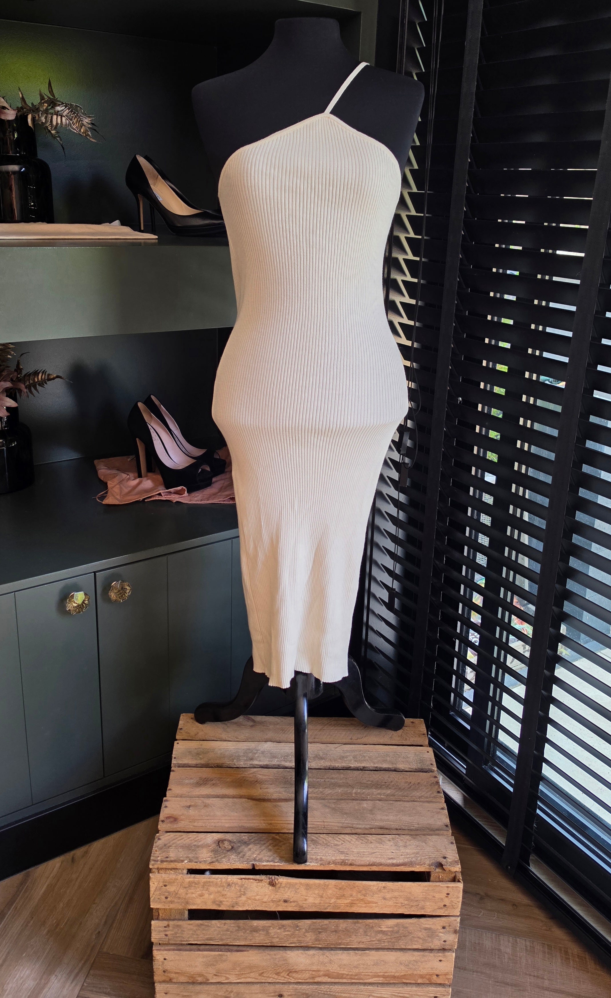 Guaja midi knit jurk one shoulder creme wit M tweedehands designer dames