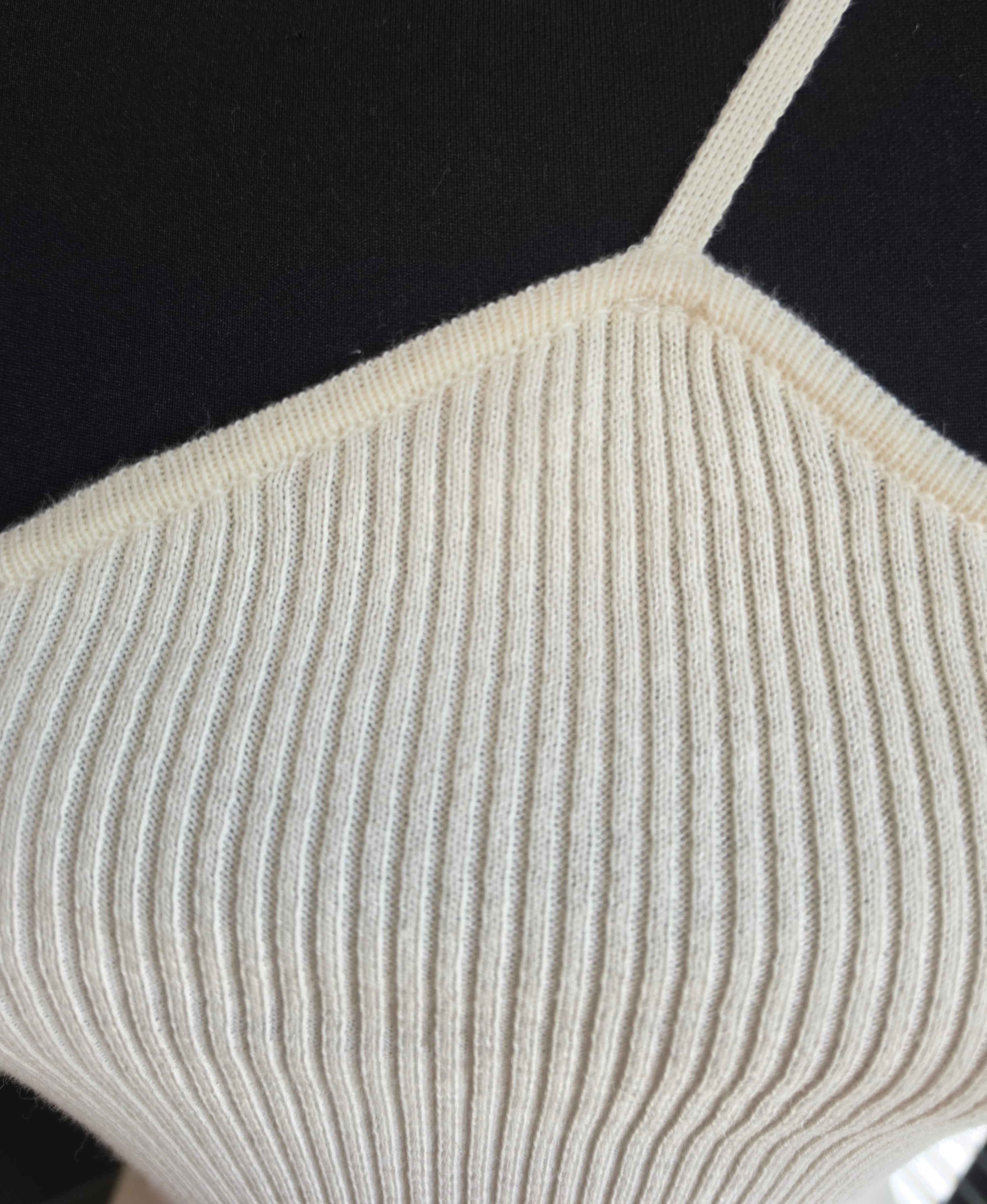 Guaja midi knit jurk one shoulder creme wit M tweedehands designer dames