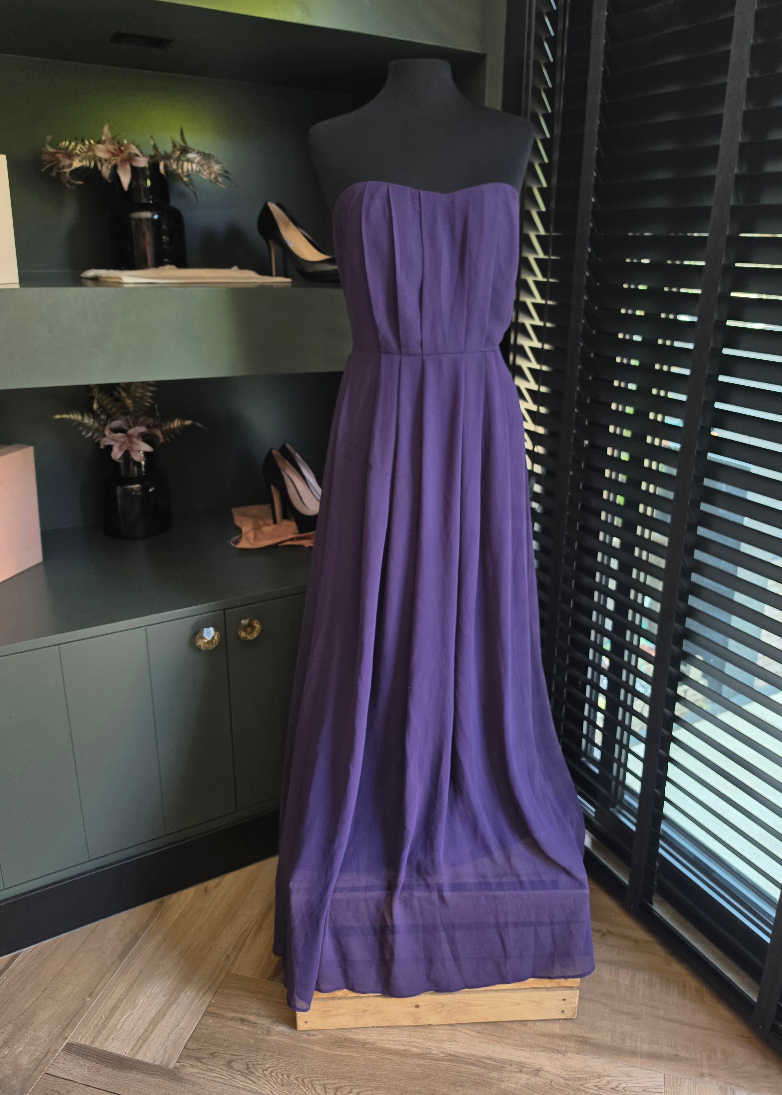 Adelyn Rae strapless lange maxi jurk paars S tweedehands dames designer