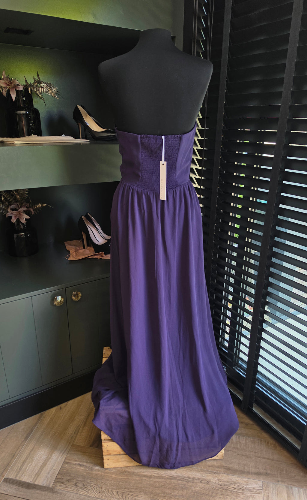 Adelyn Rae strapless lange maxi jurk paars S tweedehands dames designer