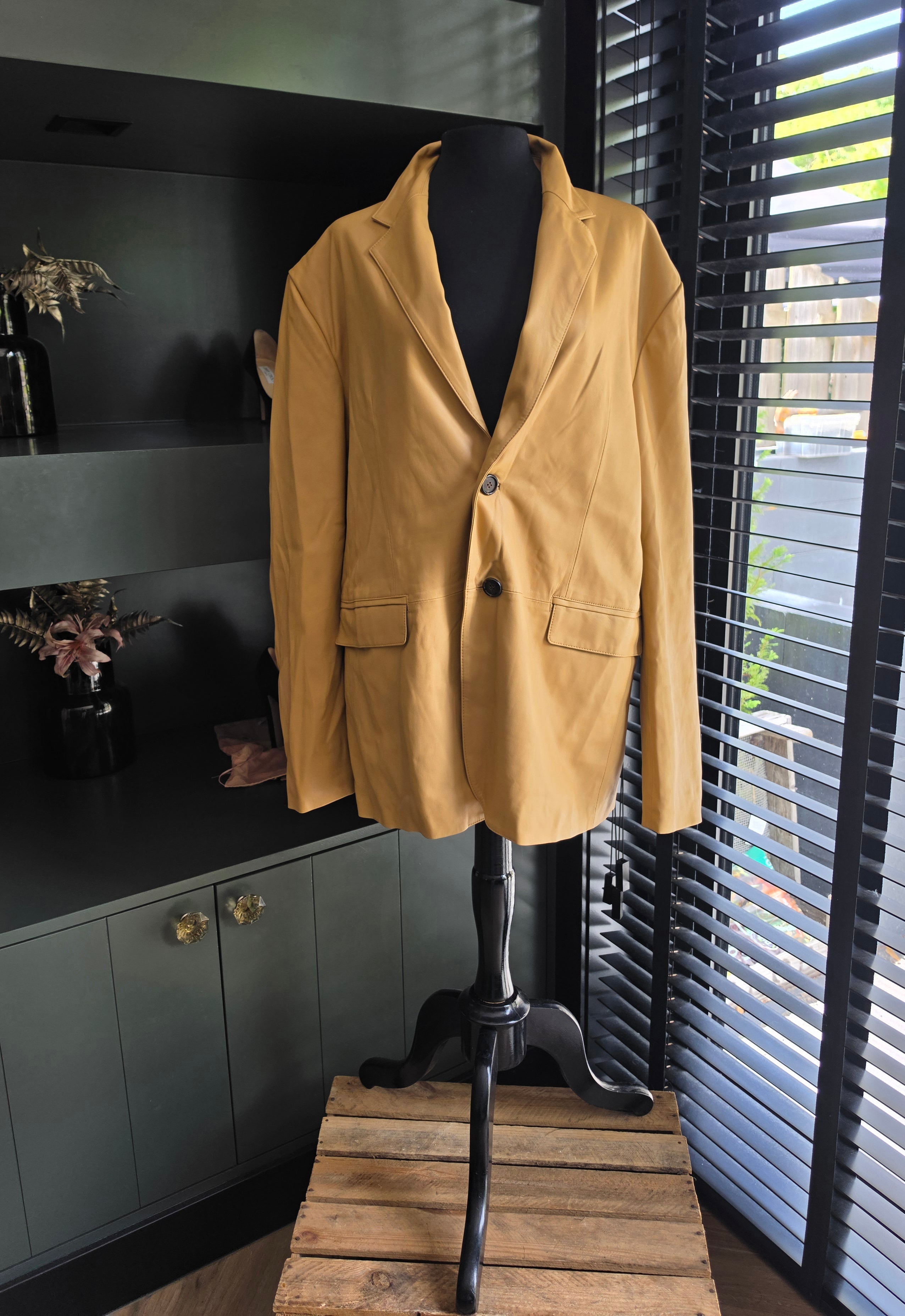 The Frankie Shop veganistisch leren blazer beige M/L tweedehands designer dames