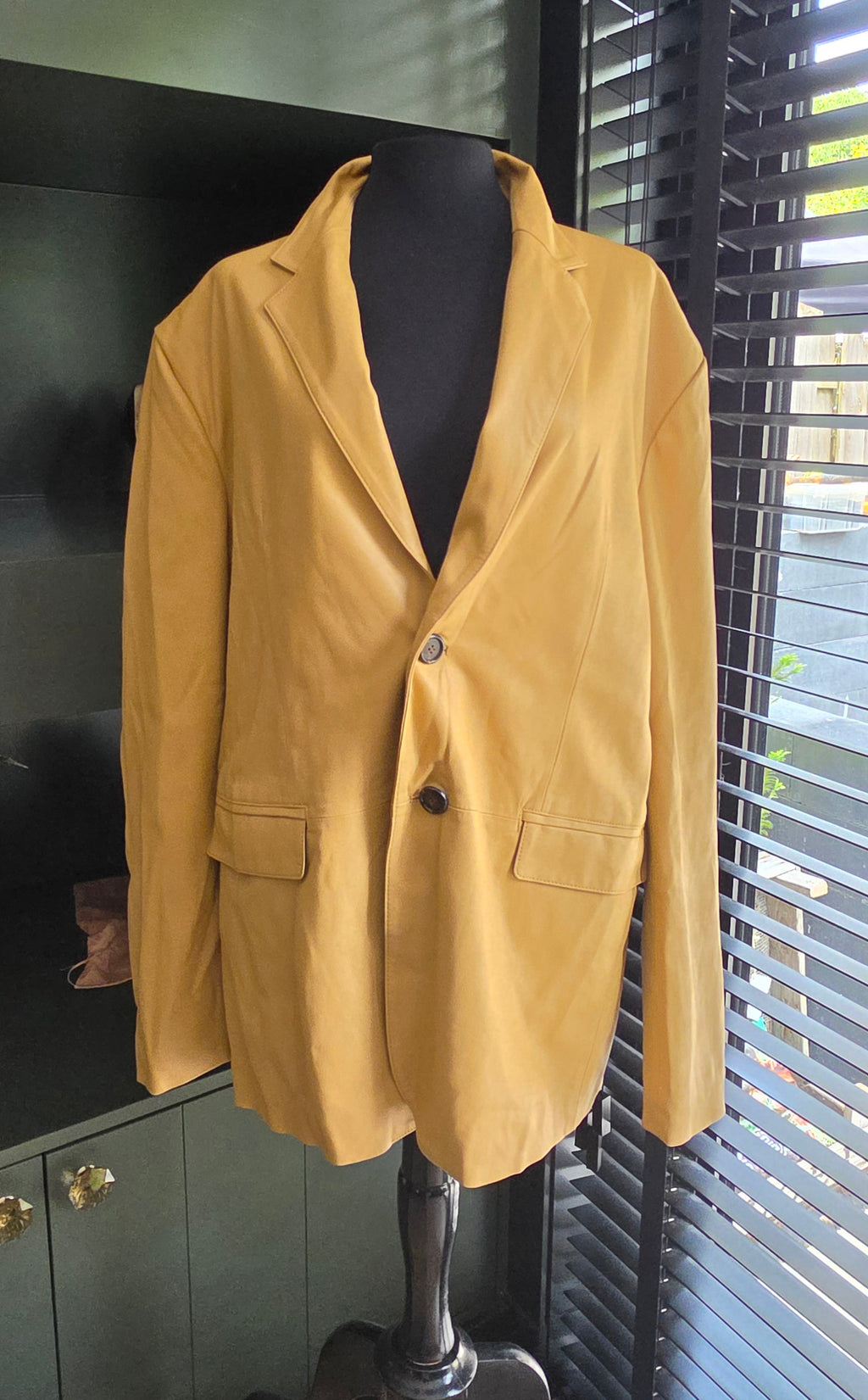 The Frankie Shop veganistisch leren blazer beige M/L tweedehands designer dames