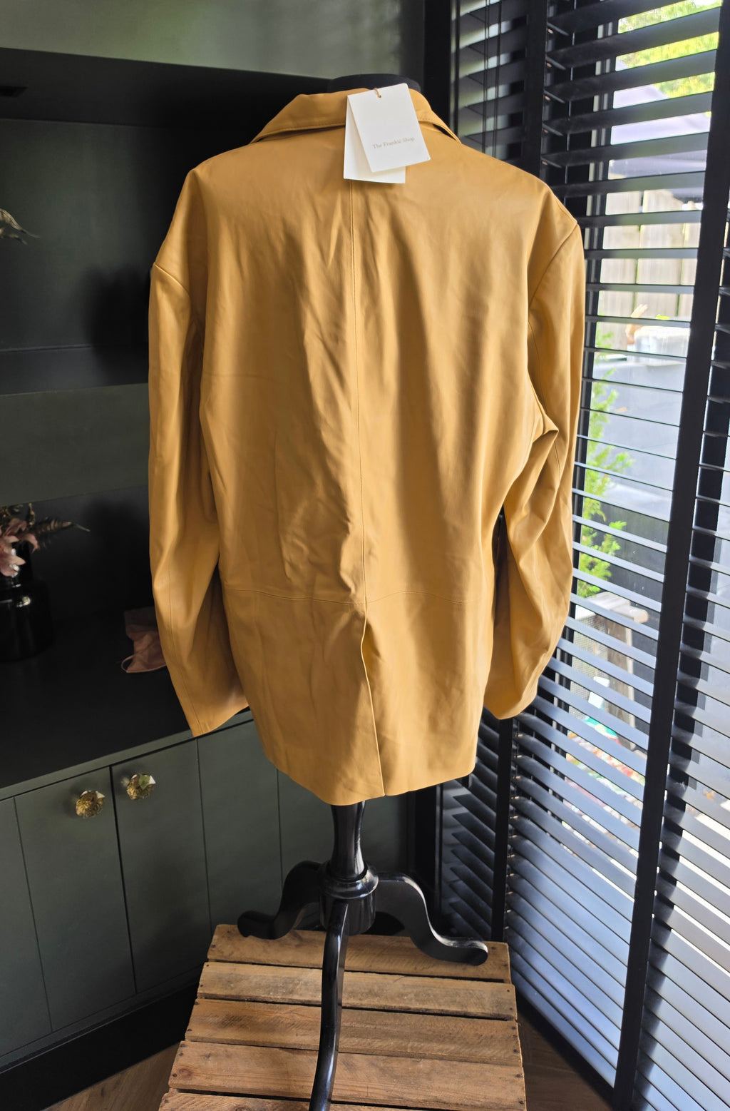 The Frankie Shop veganistisch leren blazer beige M/L tweedehands designer dames