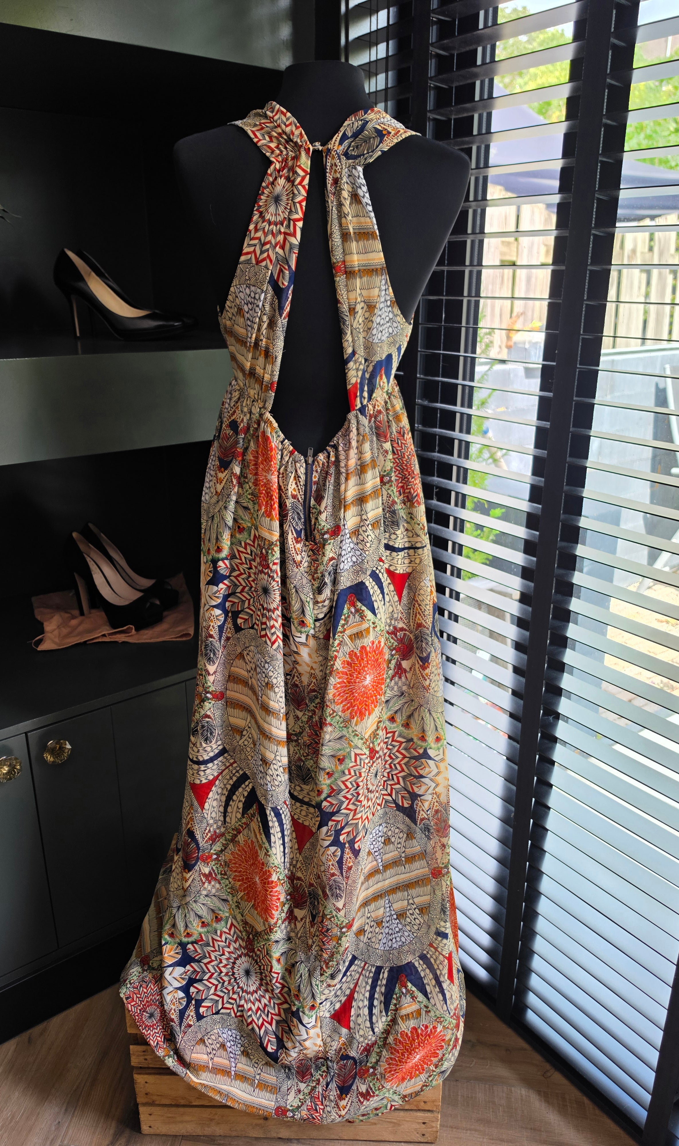 Nikkie lange aztec maxi jurk 38 40 tweedehands dames