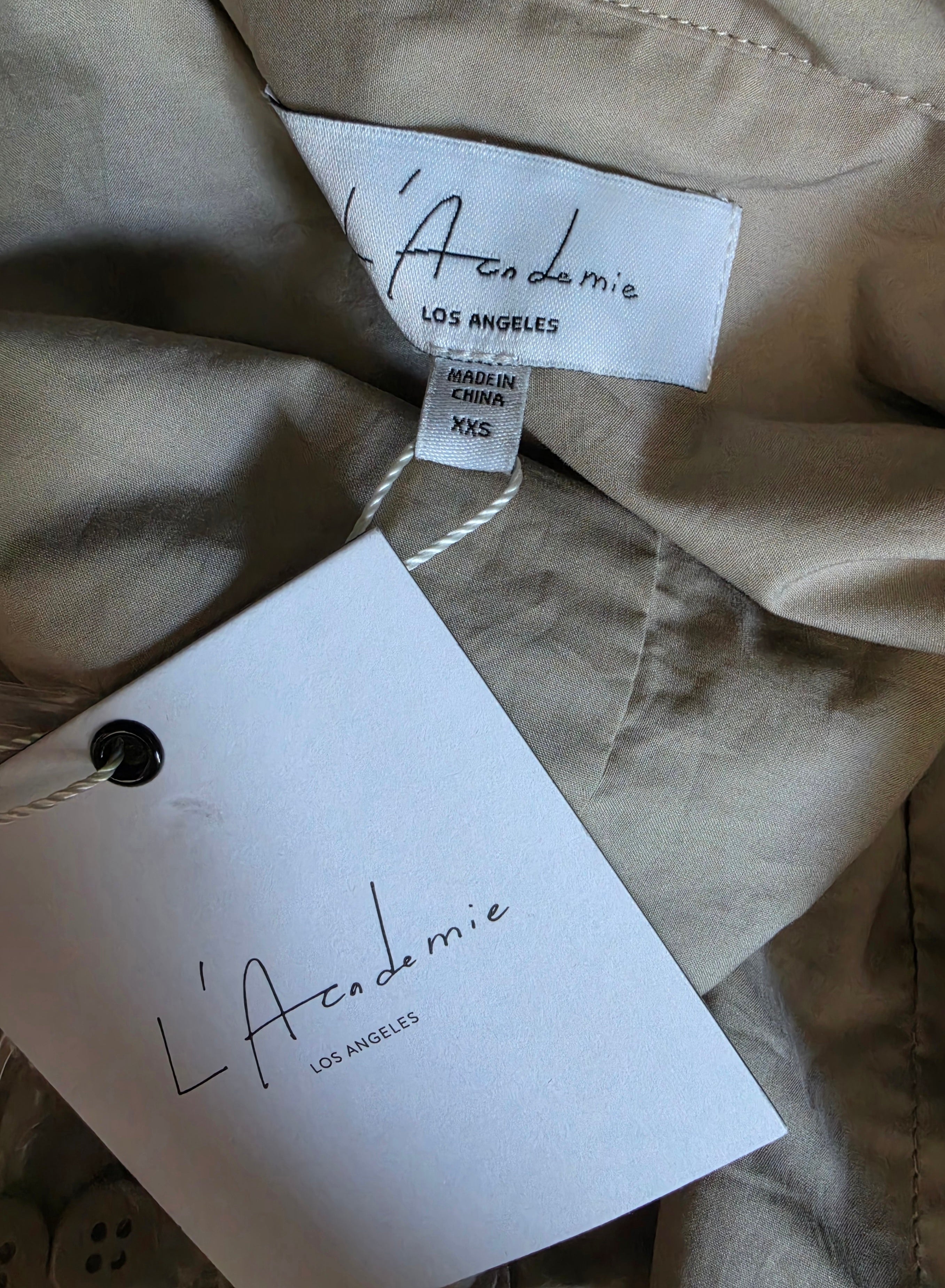 L'academie korte jurk beige khaki xxs tweedehands dames designer