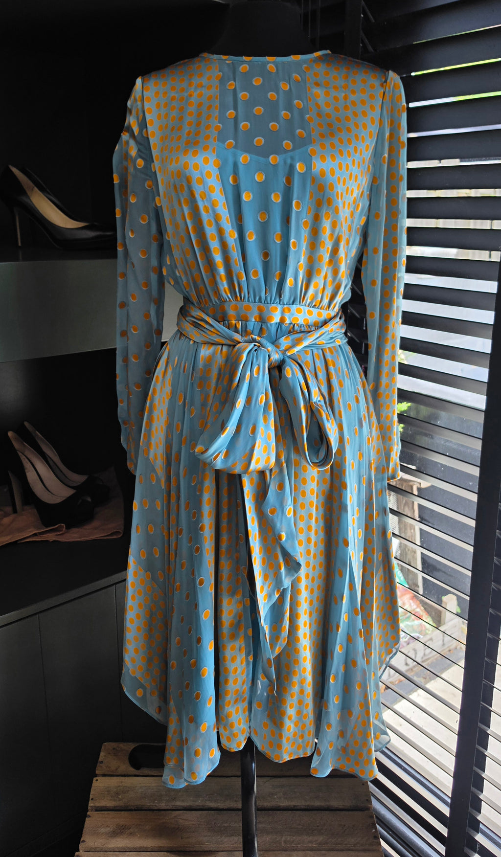 Diane von Furstenberg zijde midi jurk blauw oranje S tweedehands designer dames