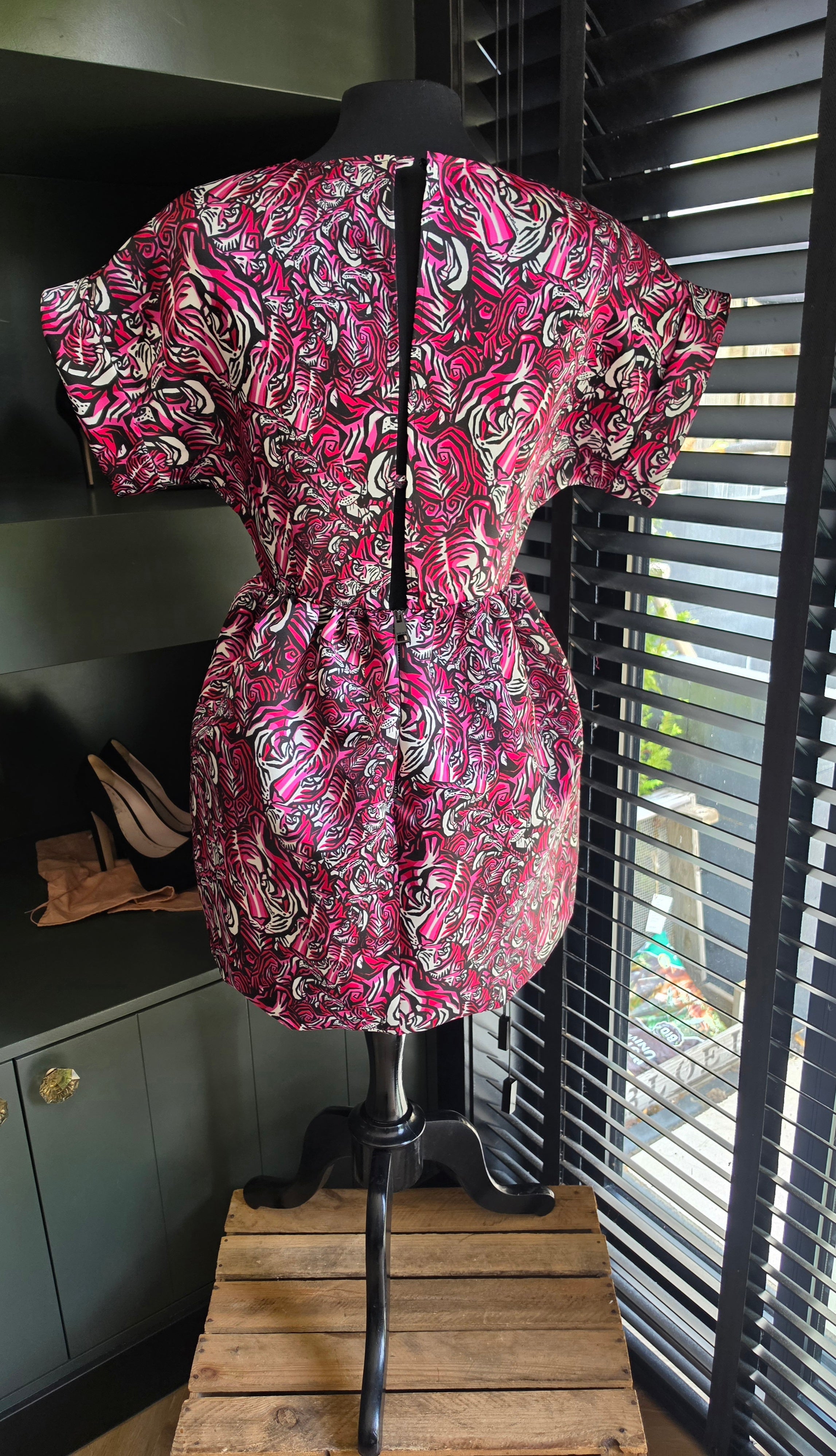 Just Cavalli mini jurk tijger roze zwart IT40 S36 tweedehands dames designer