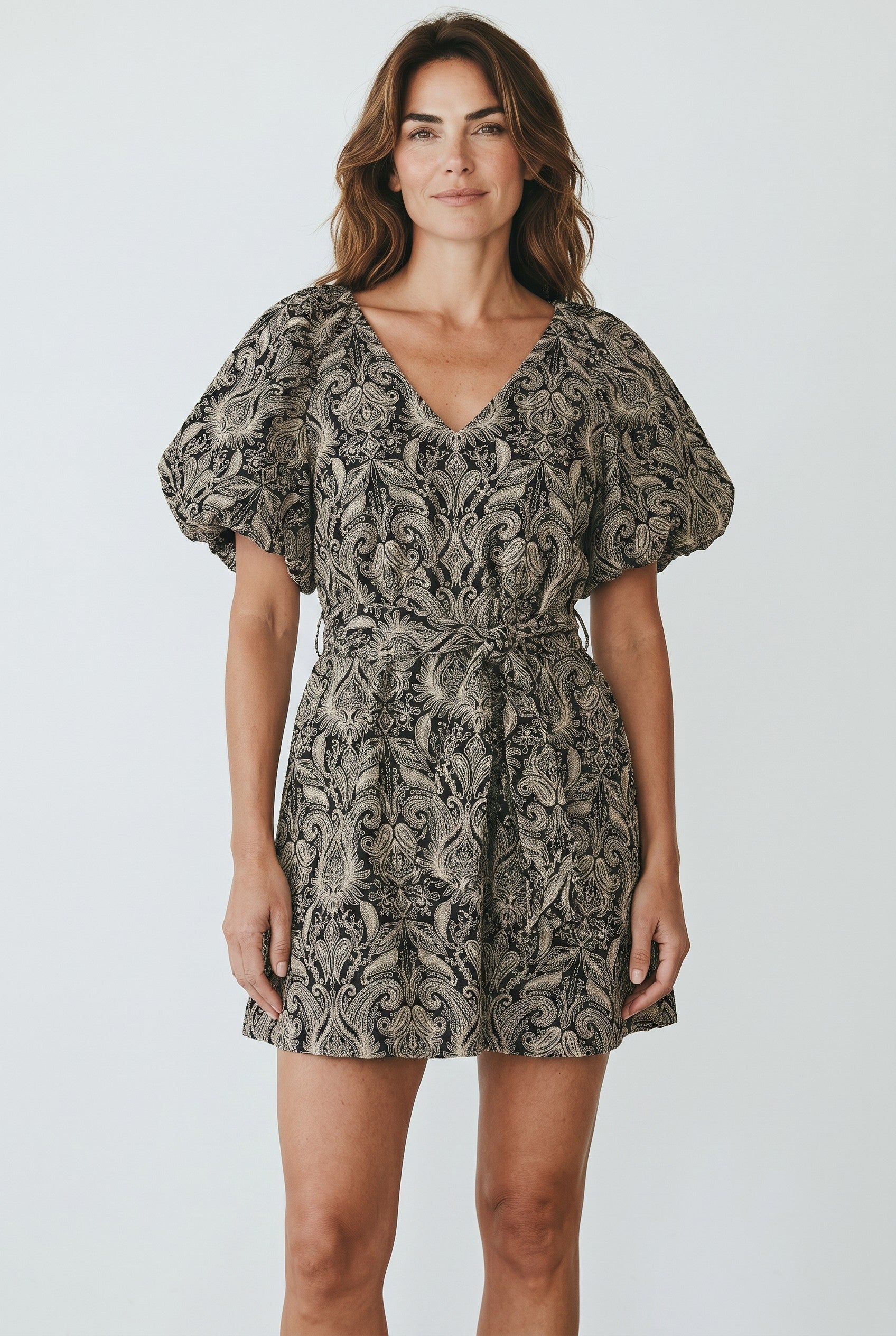 Scarlett Poppies korte barok jurk resortwear pofmouwen zwart beige S 36 tweedehands dames designer