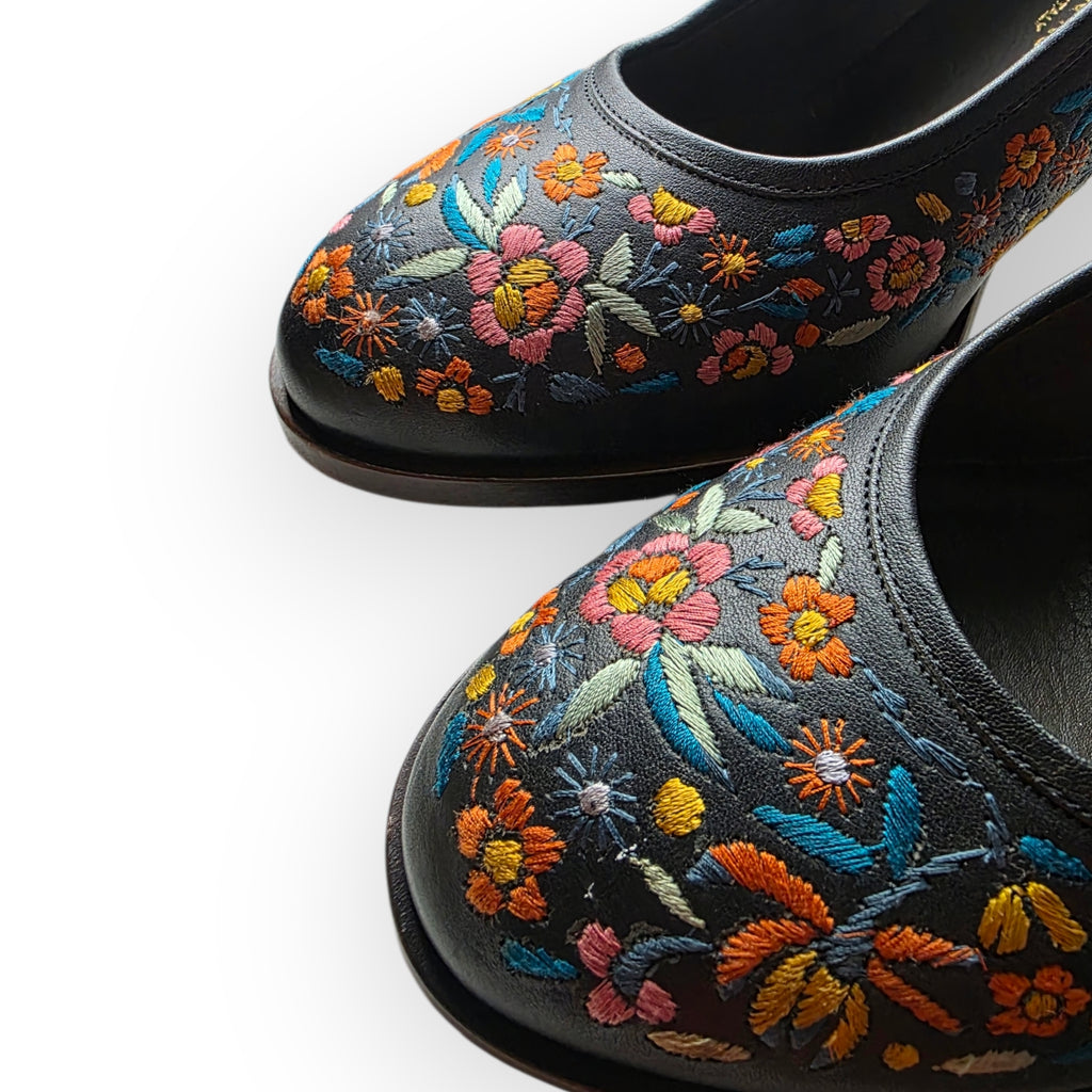 Dries van Noten geborduurde leren pumps maat 40,5 bruin tweedehands dames designer