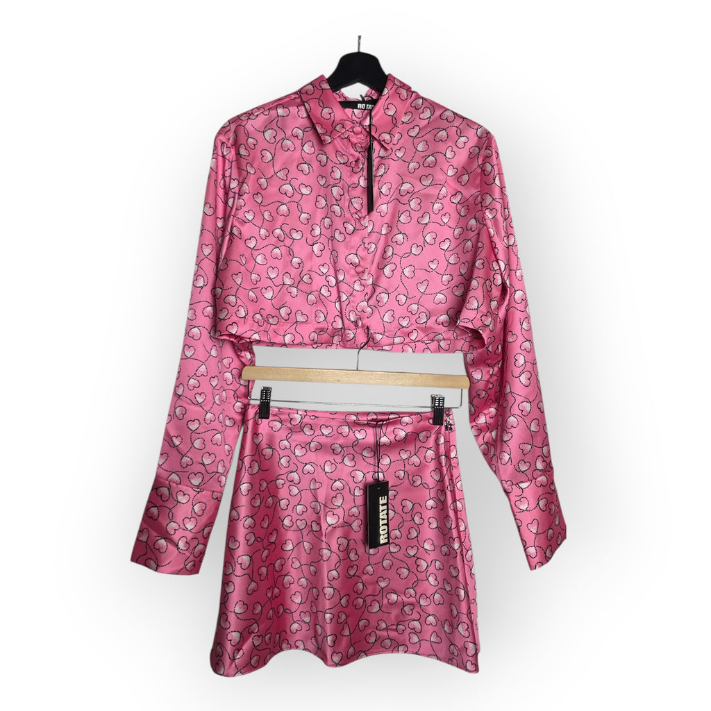 ROTATE Mania Skirt set Sachet Pink satijnen hartjes co‑ord  34 xs rok en top tweedehands dames designer