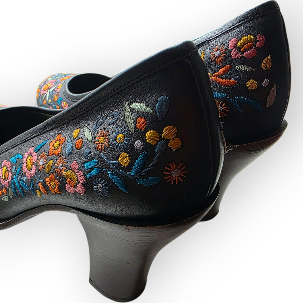 Dries van Noten geborduurde leren pumps maat 40,5 bruin tweedehands dames designer